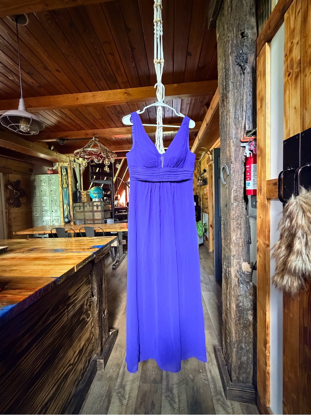 Elegant Blue V-Neck Maxi Dress - Brand Unspecified